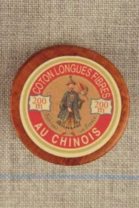 Bobine Bois à L'ancienne Fil Au Chinois Rouge 4 Bobine Bois à L'ancienne Fil Au Chinois Rouge – Image 4