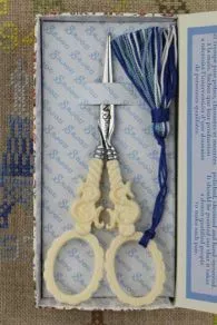 Paire De Ciseaux Broderie Façon Ivoire Veiné S 6 Paire De Ciseaux Broderie Façon Ivoire Veiné S – Image 6